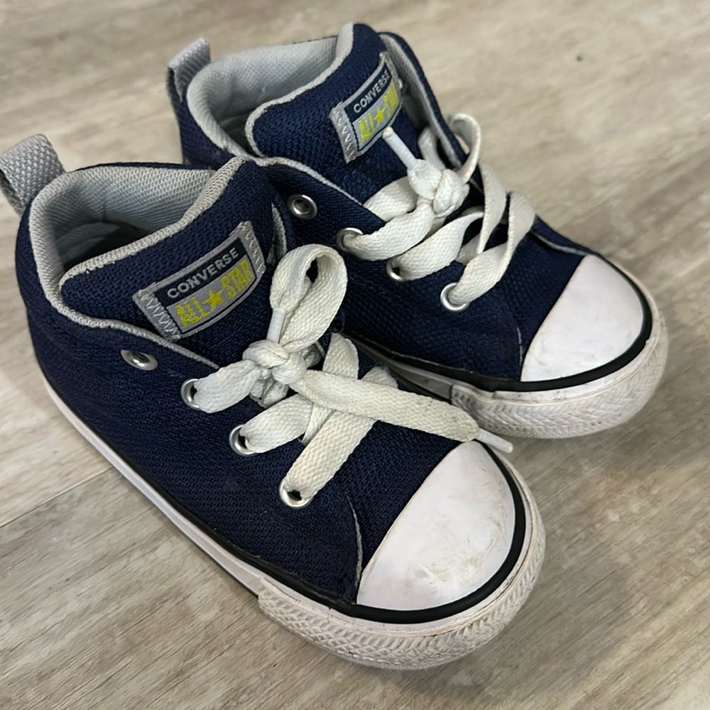Kiddo Converse – size 7